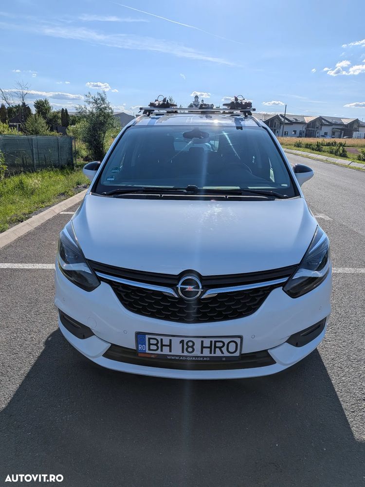 Opel Zafira - 1