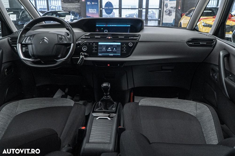 Citroën C4 Grand Space Tourer PureTech 130 Stop&Start SELECTION - 34