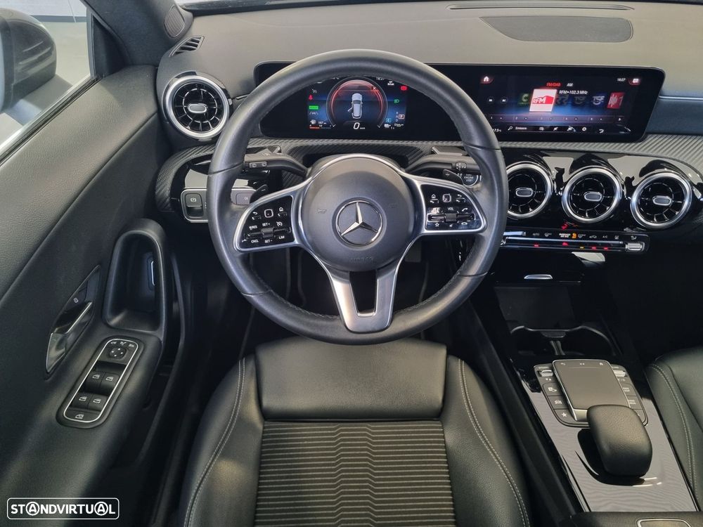 Mercedes-Benz CLA 250 e Shooting Brake Style Plus - 11