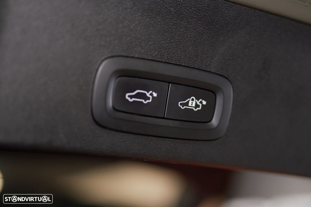 Volvo XC 40 Recharge Plus - 29