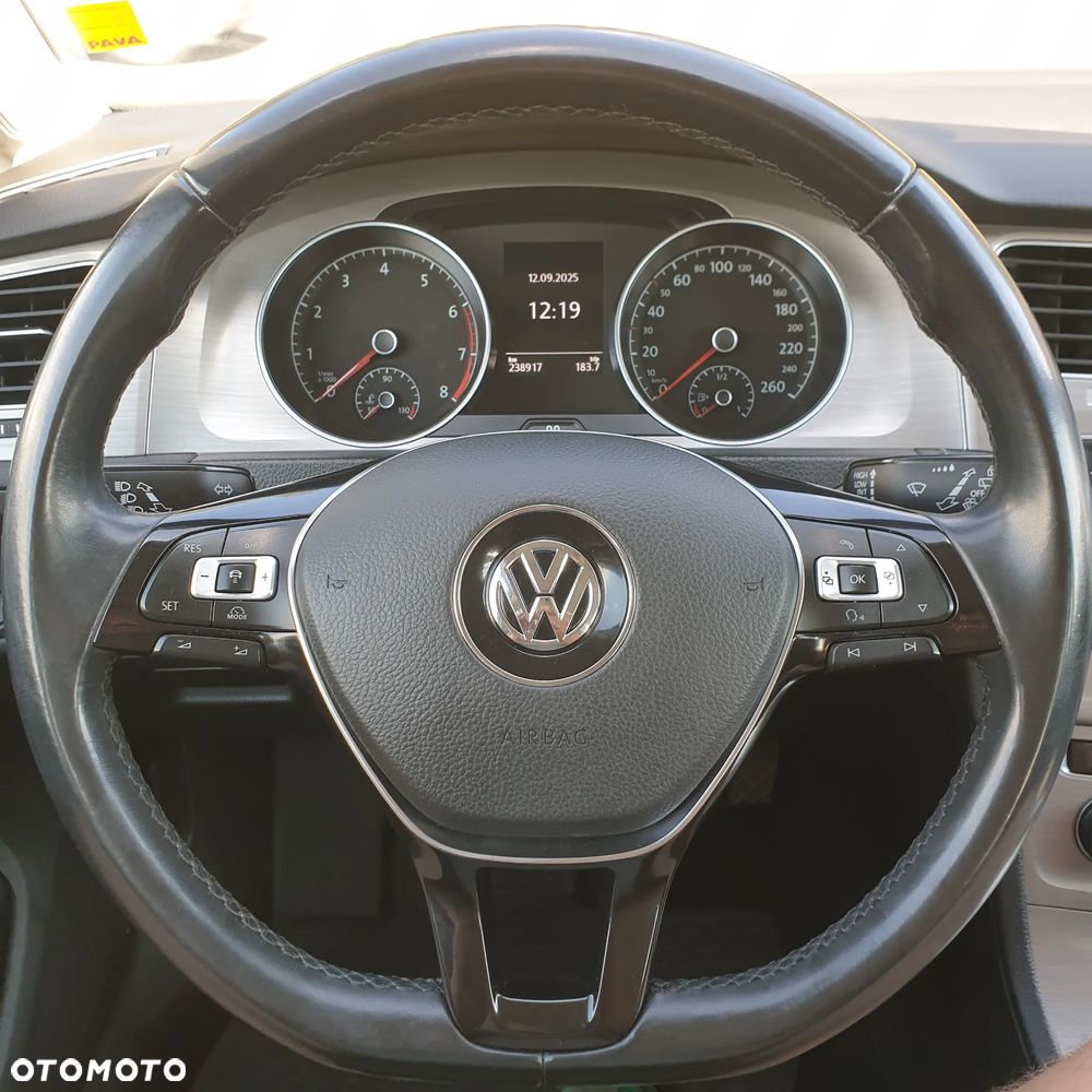 Volkswagen Golf 1.4 TSI BlueMotion Technology DSG Comfortline - 13
