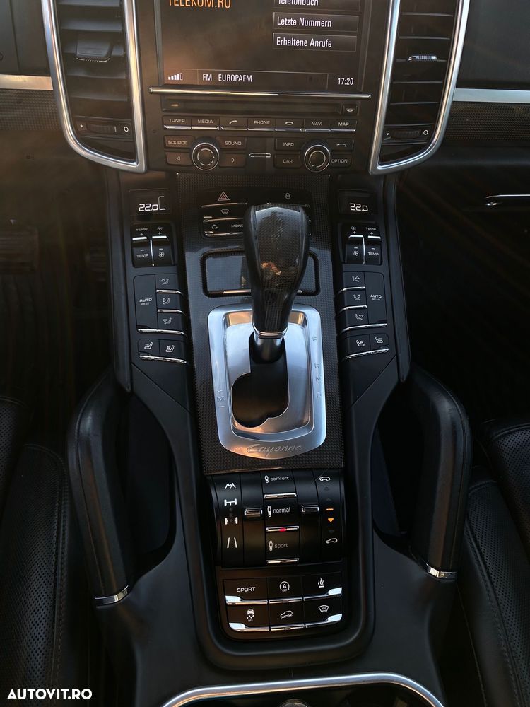 Porsche Cayenne Diesel Platinum Edition - 10