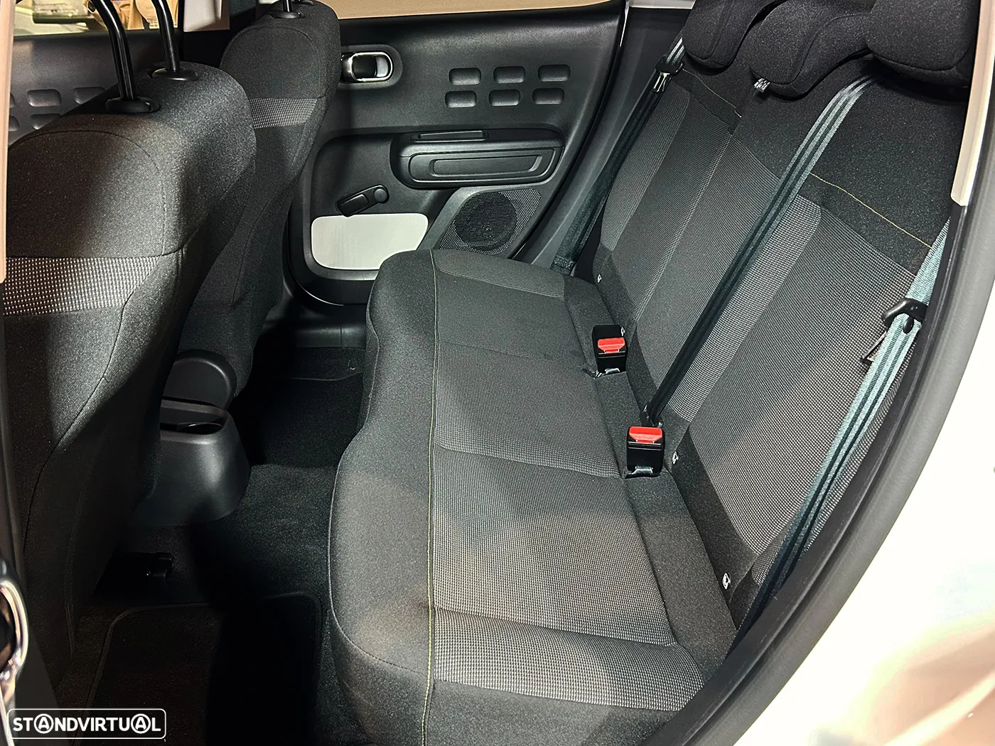 Citroën C3 1.2 PureTech Plus - 17