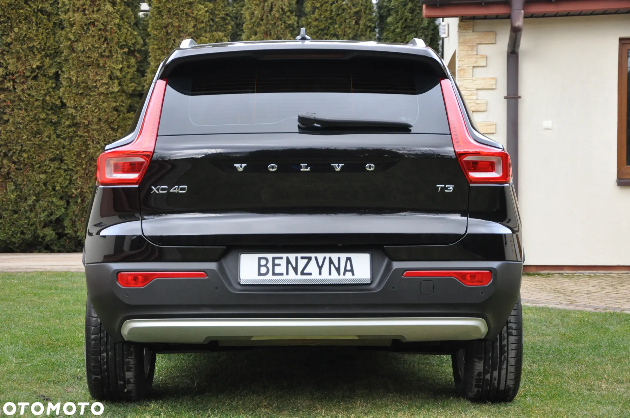 Volvo XC 40 T3 Momentum - 24