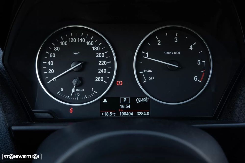BMW 118 dA Line Sport - 22