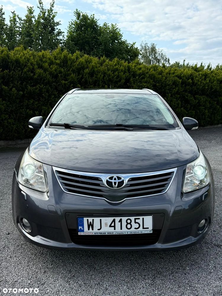 Toyota Avensis 2.0 D-4D Premium - 13