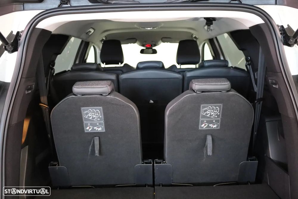 Peugeot 5008 1.5 BlueHDi Allure EAT8 - 21
