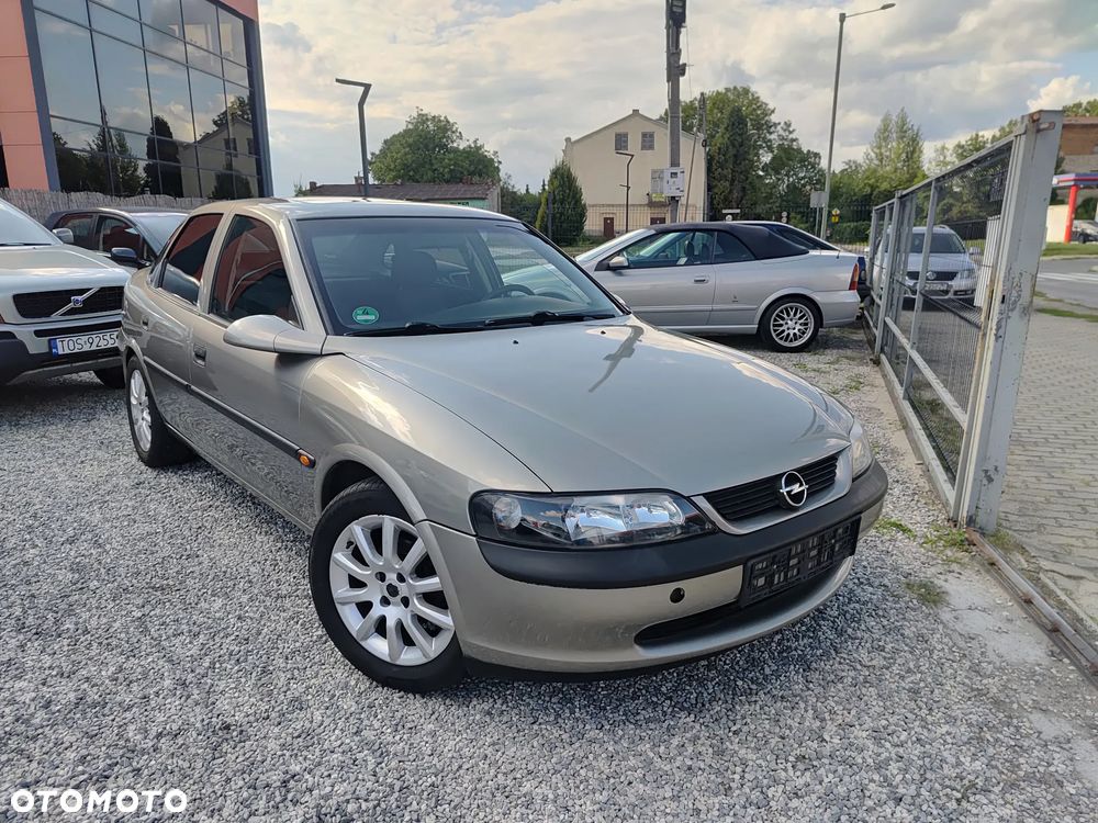 Opel Vectra 1.6 GLS - 7