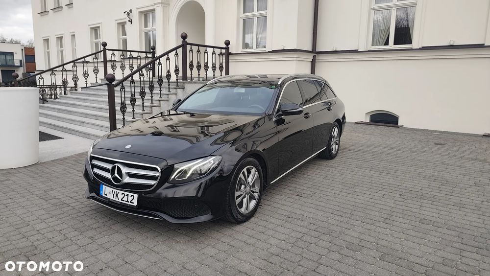 Mercedes-Benz Klasa E 220 d Business Edition 9G-TRONIC - 2