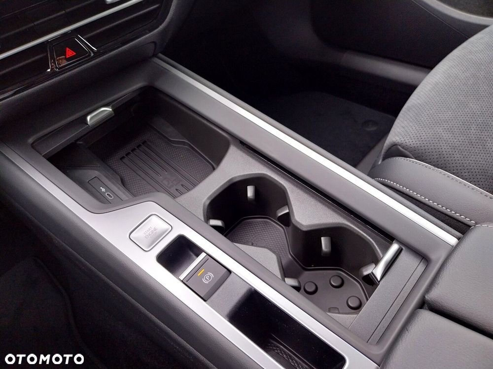 Volkswagen Passat - 18