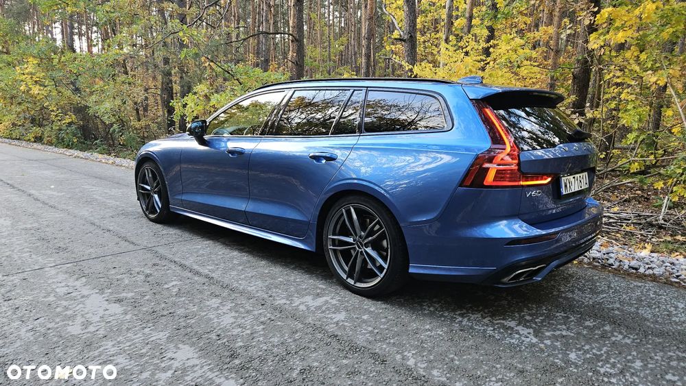 Volvo V60 T6 AWD R-Design - 6
