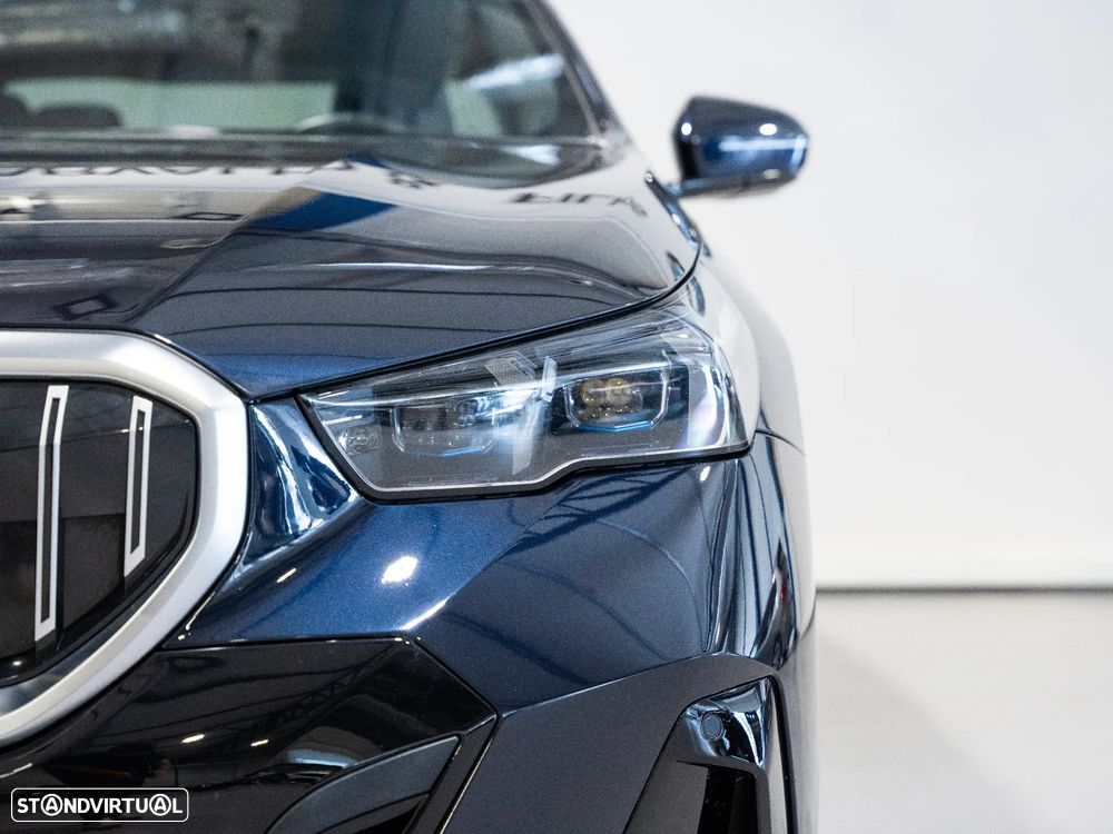 BMW 530 e Pack Desportivo M - 24