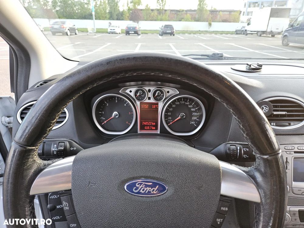 Ford Focus 1.6 TDCi DPF Titanium - 14