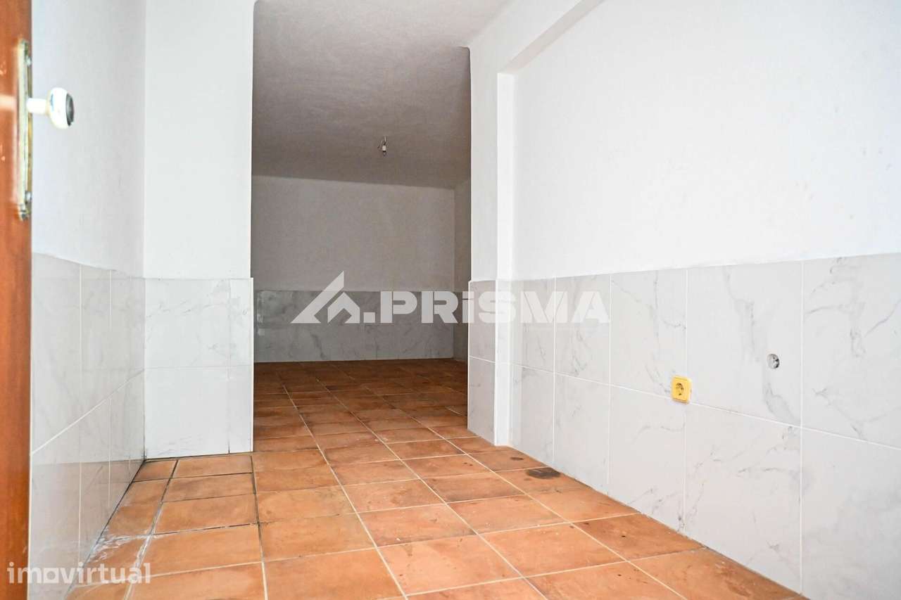 Andar de moradia T2 para arrendamento em Salgueiro do Campo, Castelo B - Grande imagem: 2/26