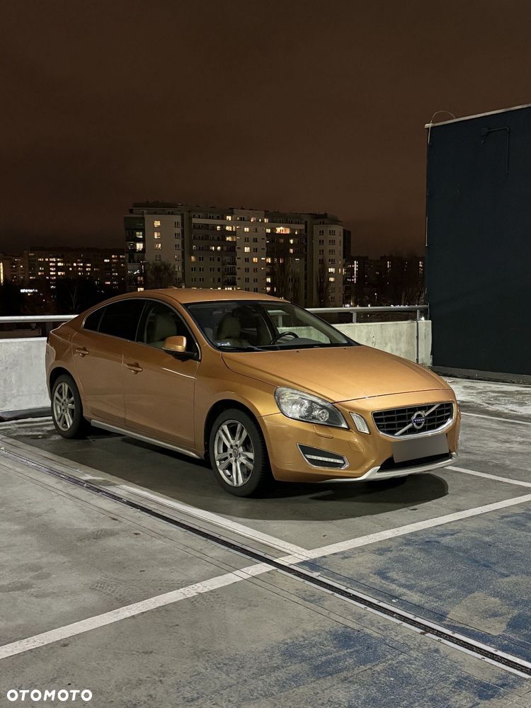Volvo S60 D5 Summum - 11