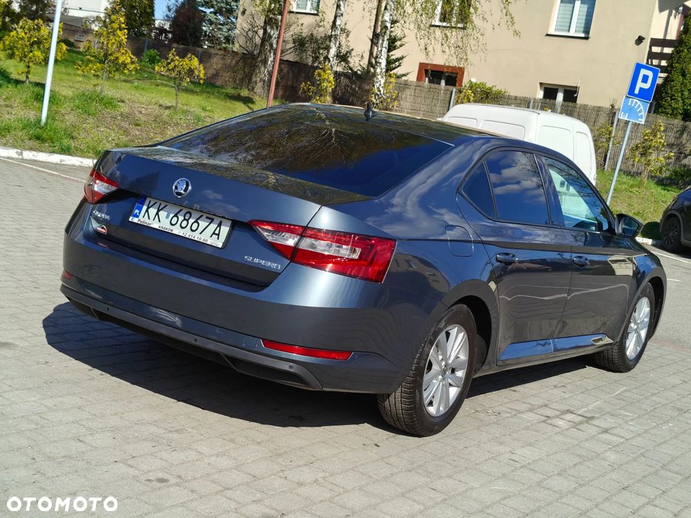 Skoda Superb 1.8 TSI Ambition - 12