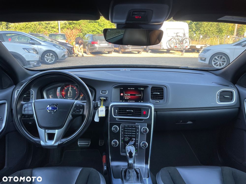 Volvo V60 D3 Geartronic RDesign - 23