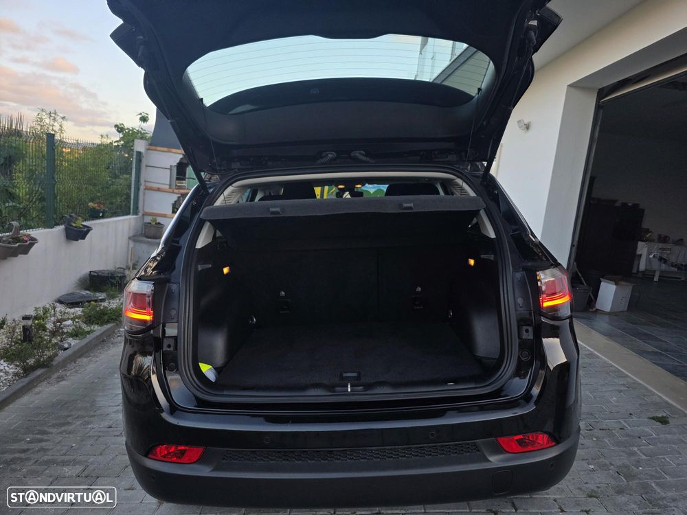 Jeep Compass 1.6 MultiJet Longitude - 21