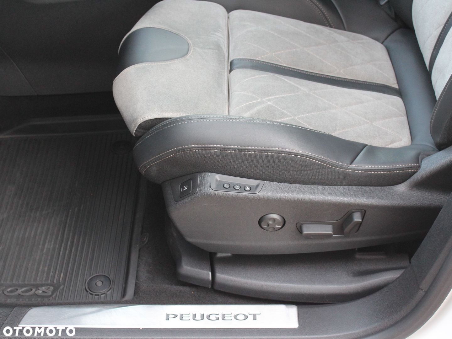 Peugeot 3008 - 19