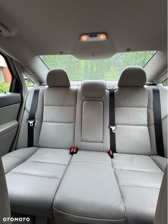 Volvo S40 2.0D Kinetic - 4