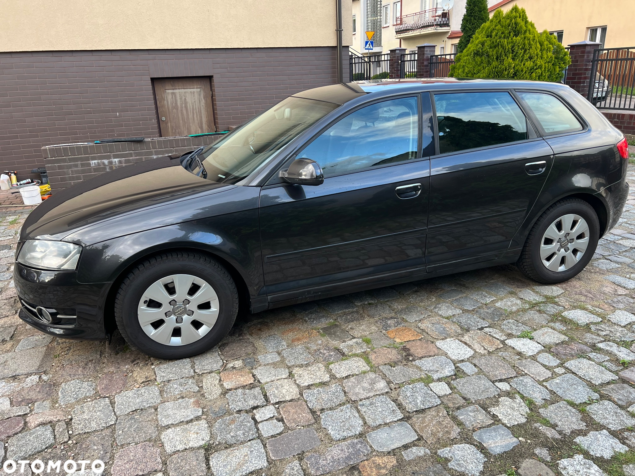Audi A3 Sportback 1.6 TDI Ambiente - 2