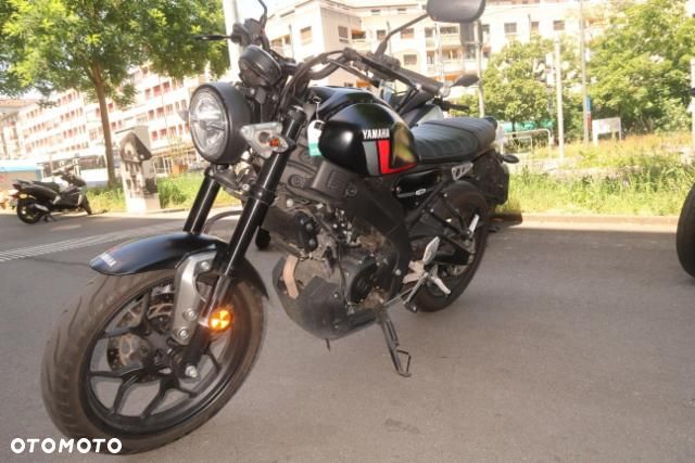 Yamaha XSR - 4