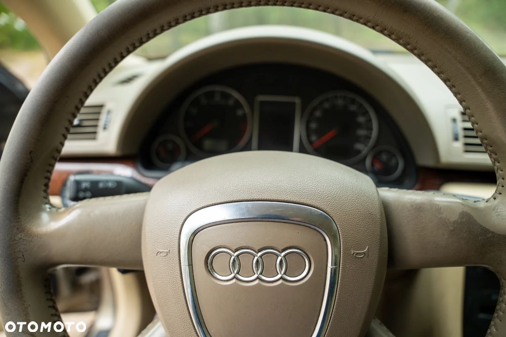 Audi A4 Limousine 2 - 13