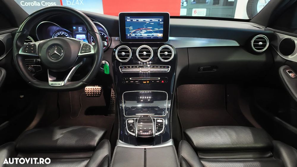 Mercedes-Benz C 200 4Matic 9G-TRONIC AMG Line - 18