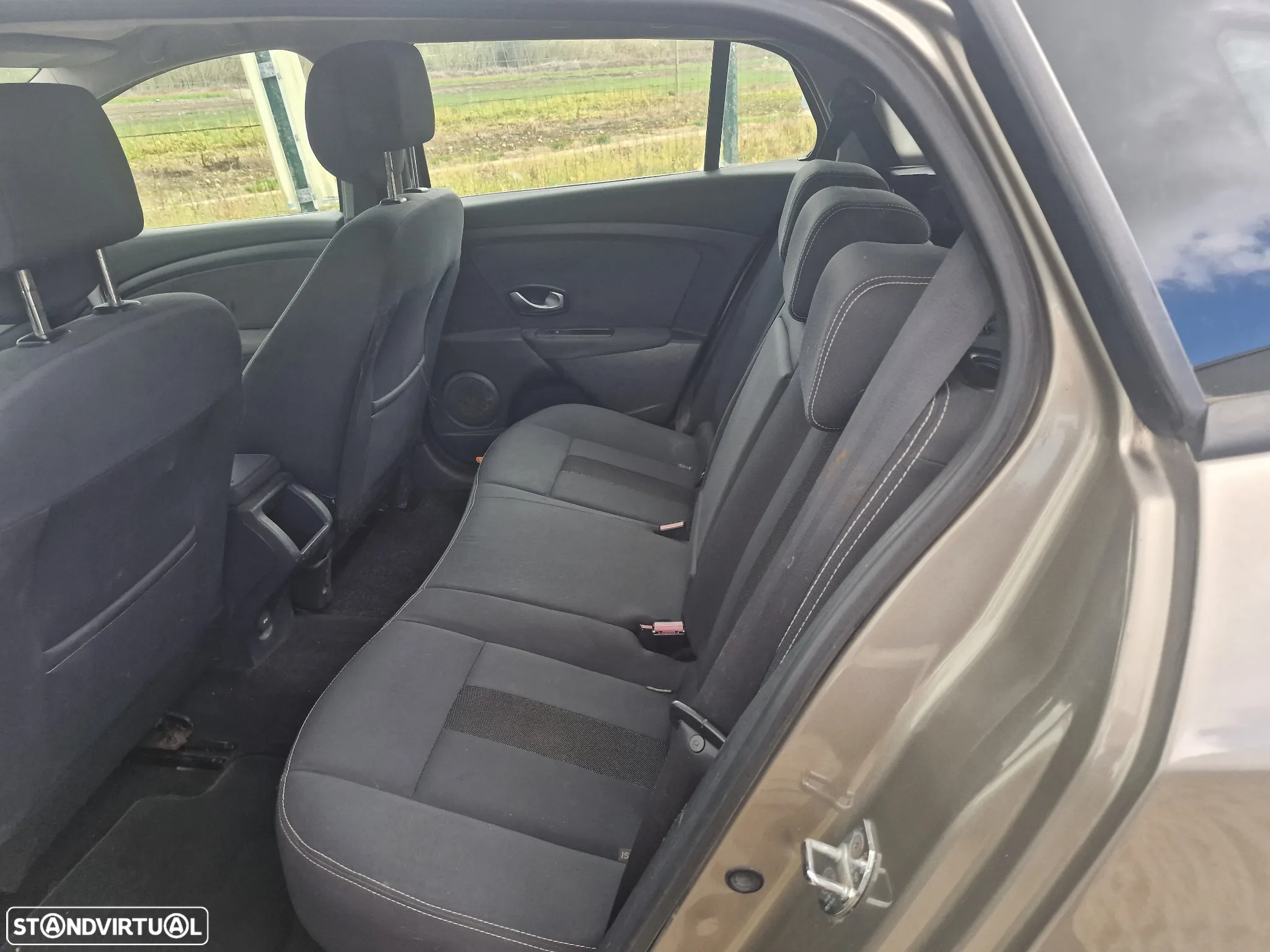 Renault Mégane Sport Tourer 1.5 dCi Dynamique S - 8