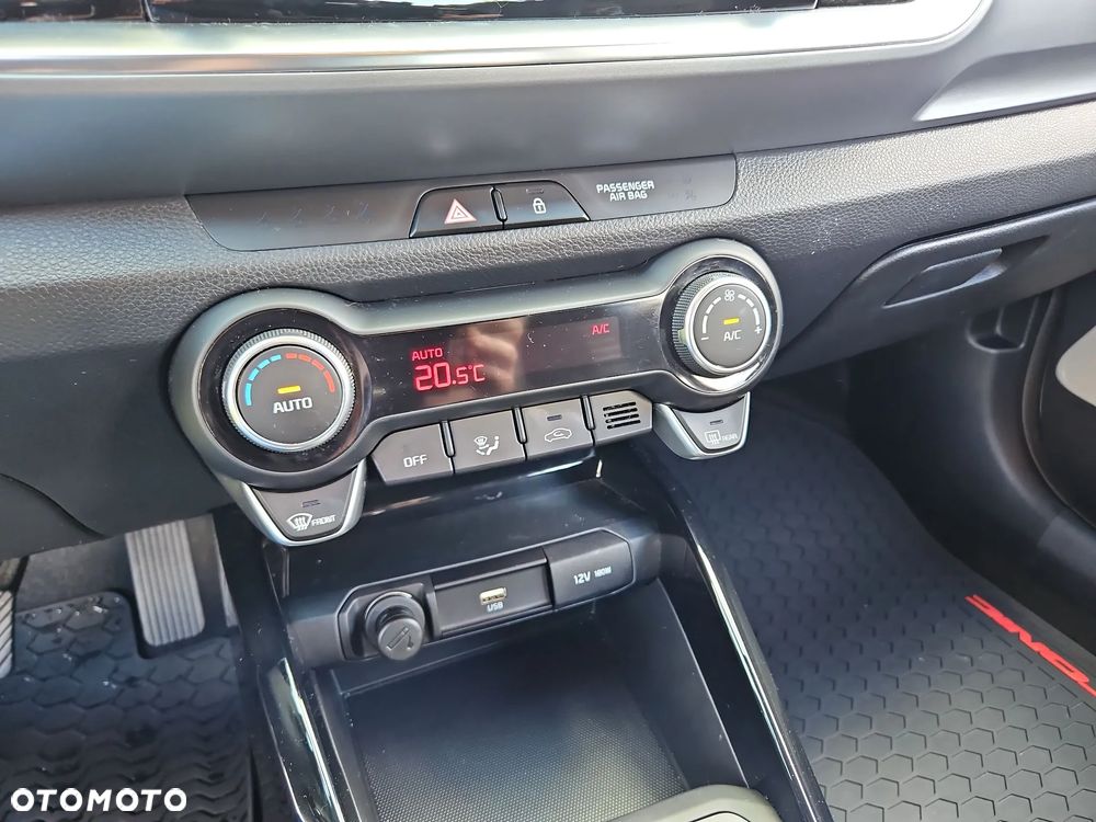 Kia Stonic 1.0 T-GDI L - 23