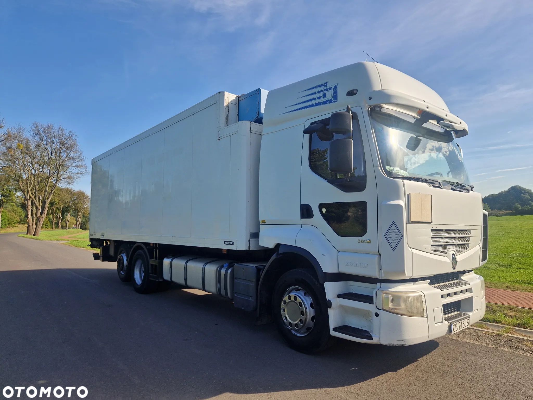 Renault Premium - 1