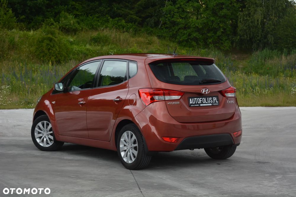 Hyundai ix20 - 15