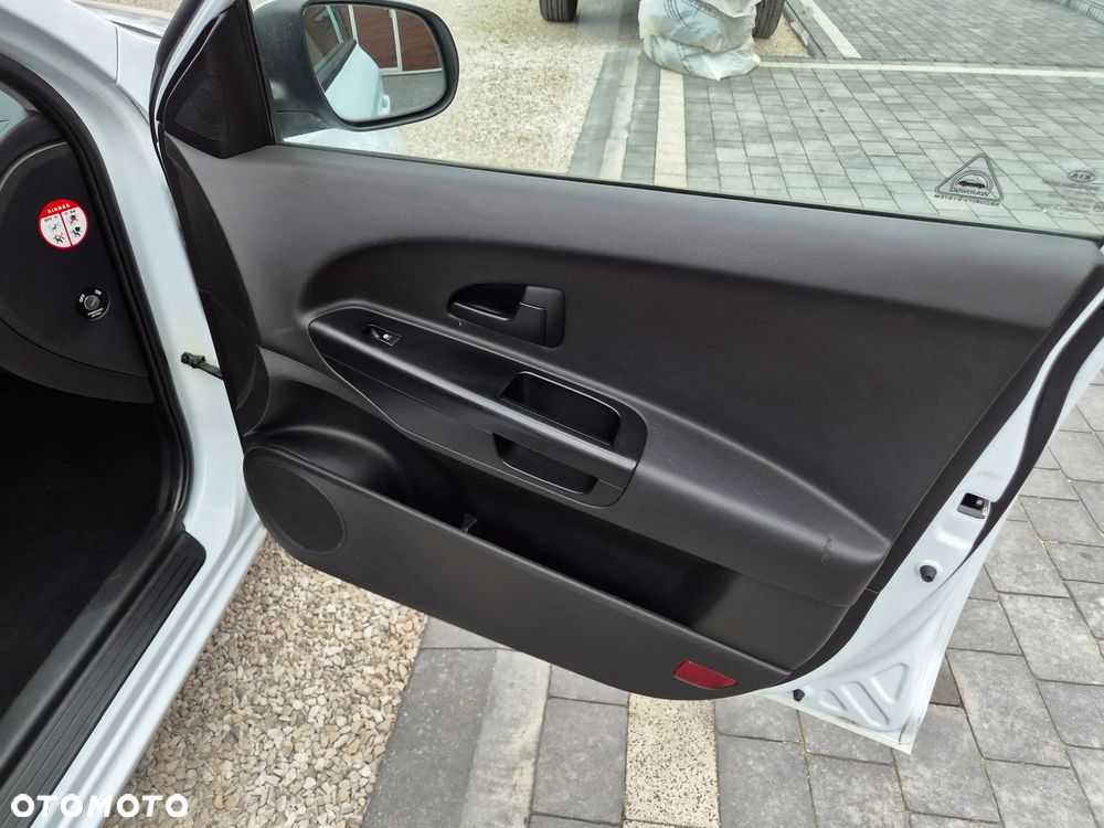 Kia Ceed - 19