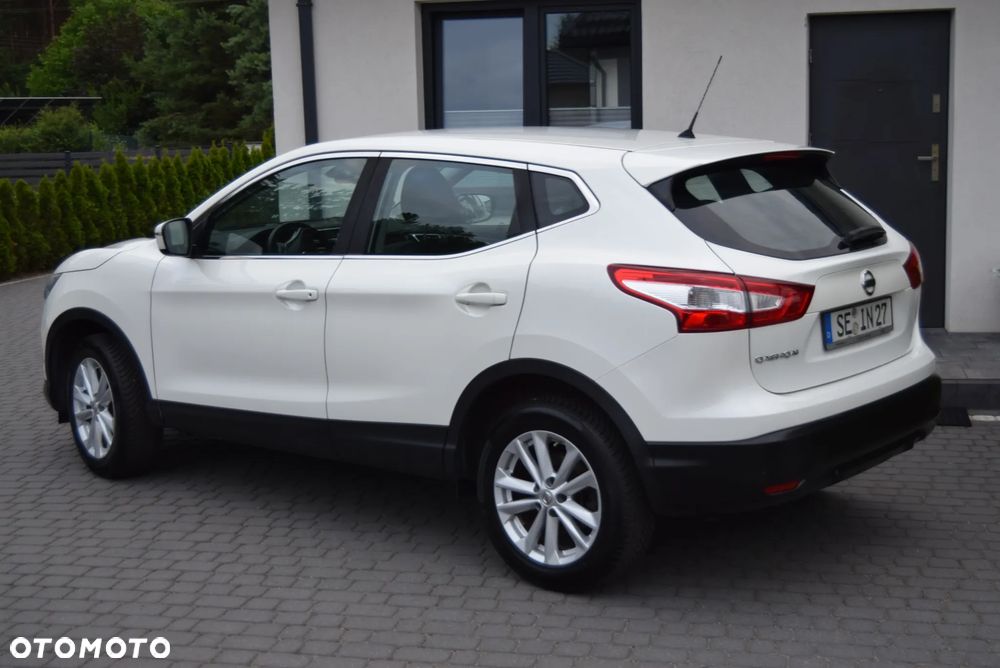 Nissan Qashqai 1.2 DIG-T N-Vision - 4