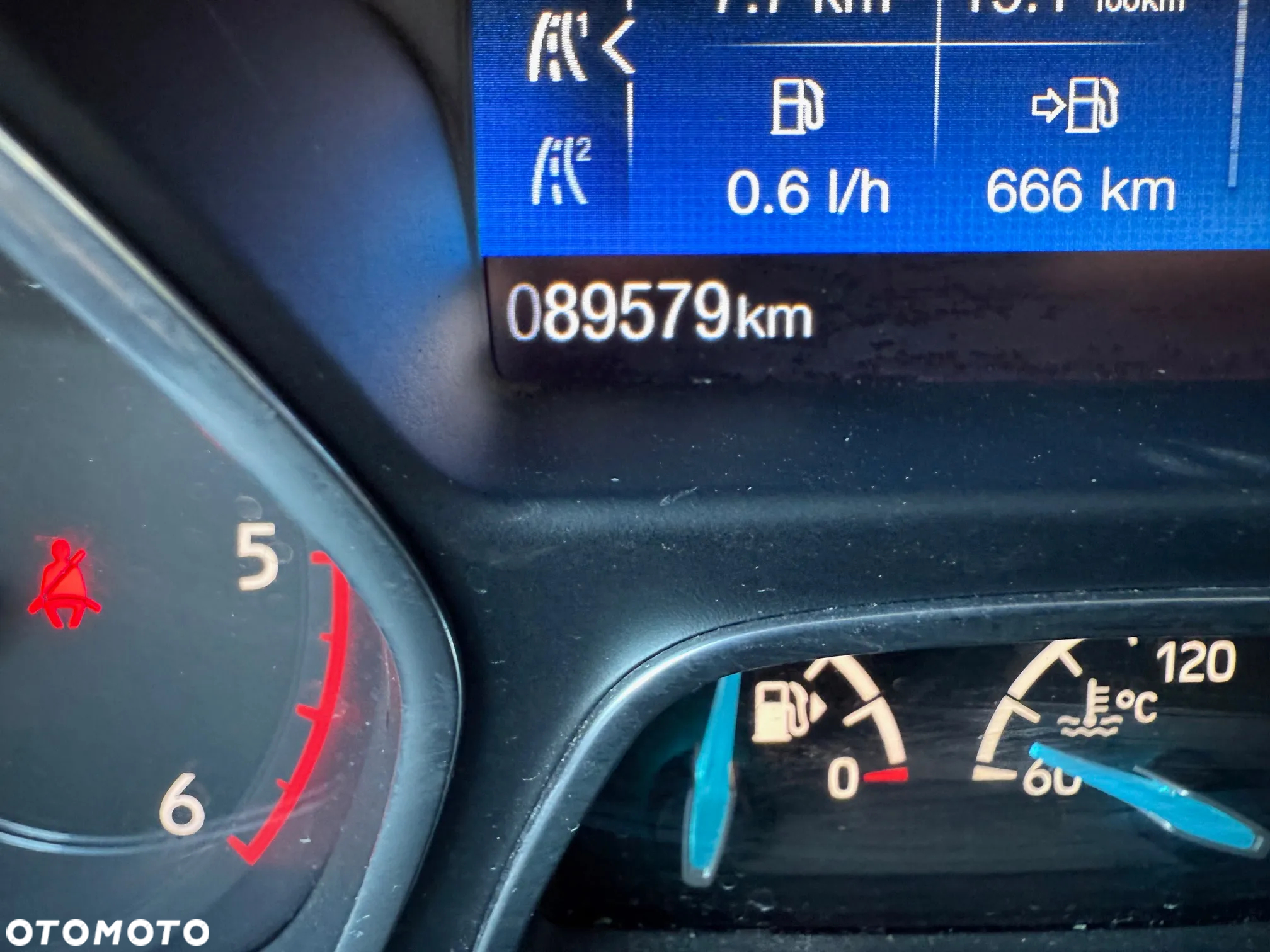 Ford C-MAX 1.5 TDCi Start-Stop-System Titanium - 24