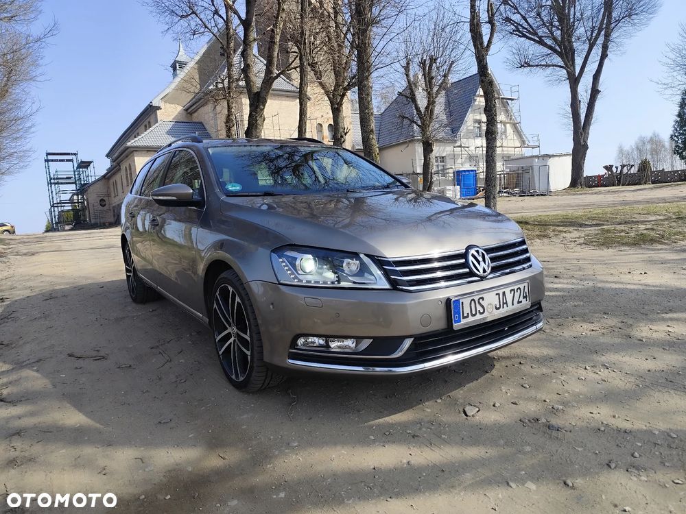 Volkswagen Passat 2.0 TDI Sportline DSG - 9