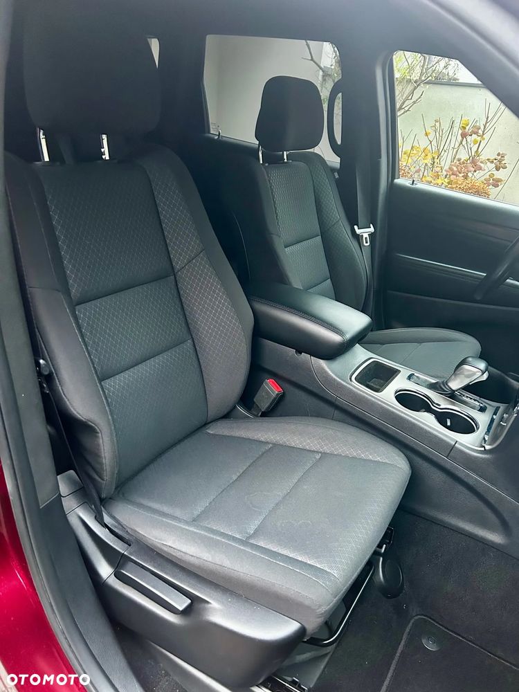 Jeep Grand Cherokee - 12