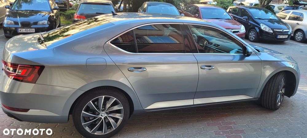Skoda Superb 2.0 TSI 4x4 L&K DSG - 11