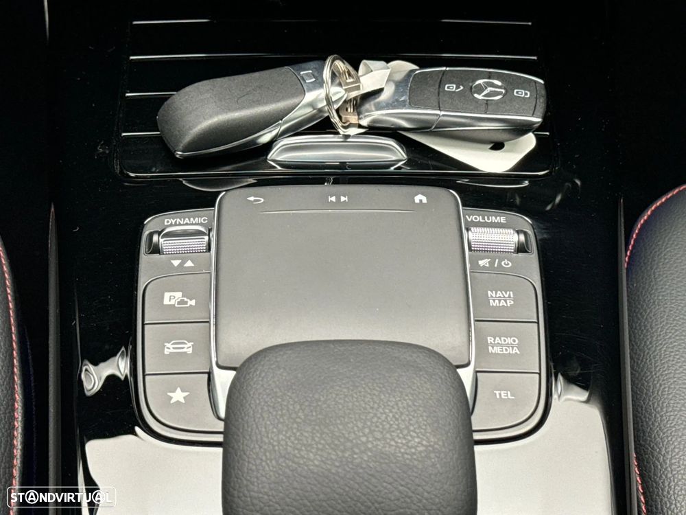 Mercedes-Benz A 250 e AMG Line - 14