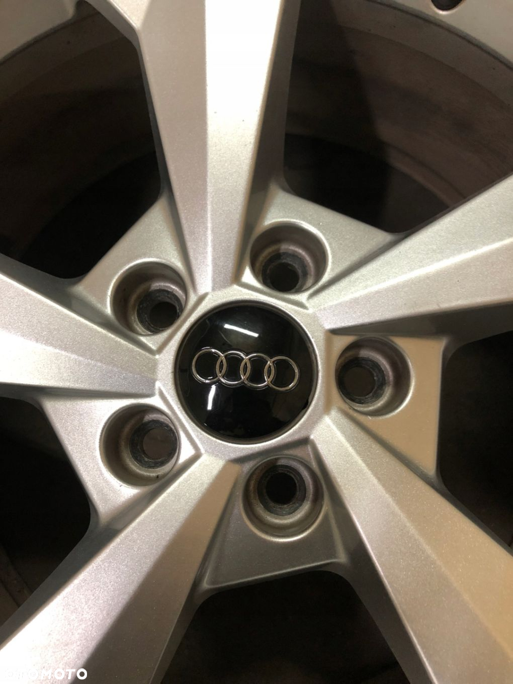 FELGI KOŁA AUDI A3 8Y A3 8V 8Y0601025J 8Jx18H2 ET46 5x112 57.1MM - 13