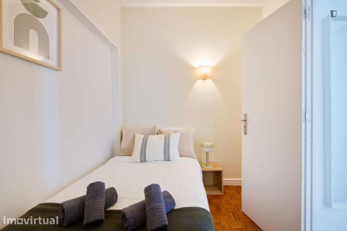 Quarto - localizado em Picoas Lisbon - Grande imagem: 3/59