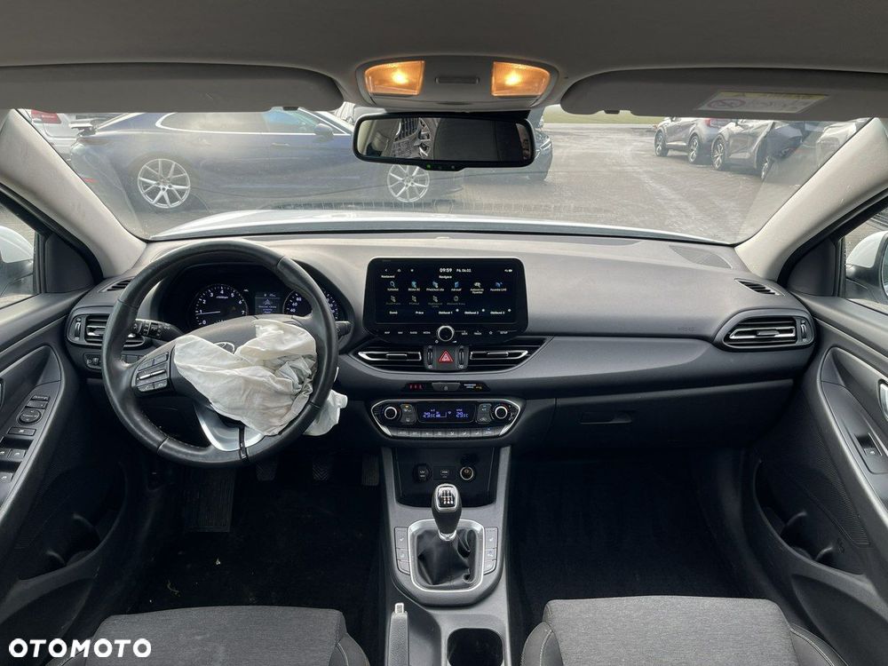 Hyundai i30 1.5 DPI Comfort - 8