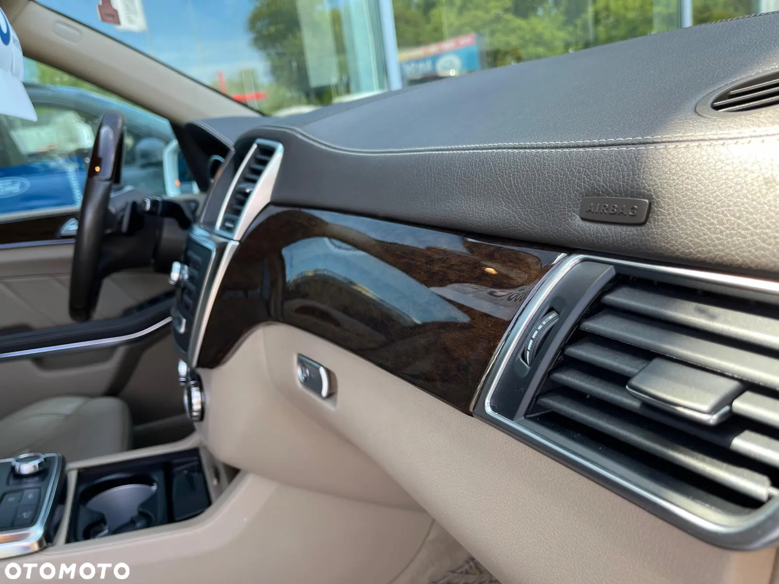 Mercedes-Benz GL 500 4-Matic - 23