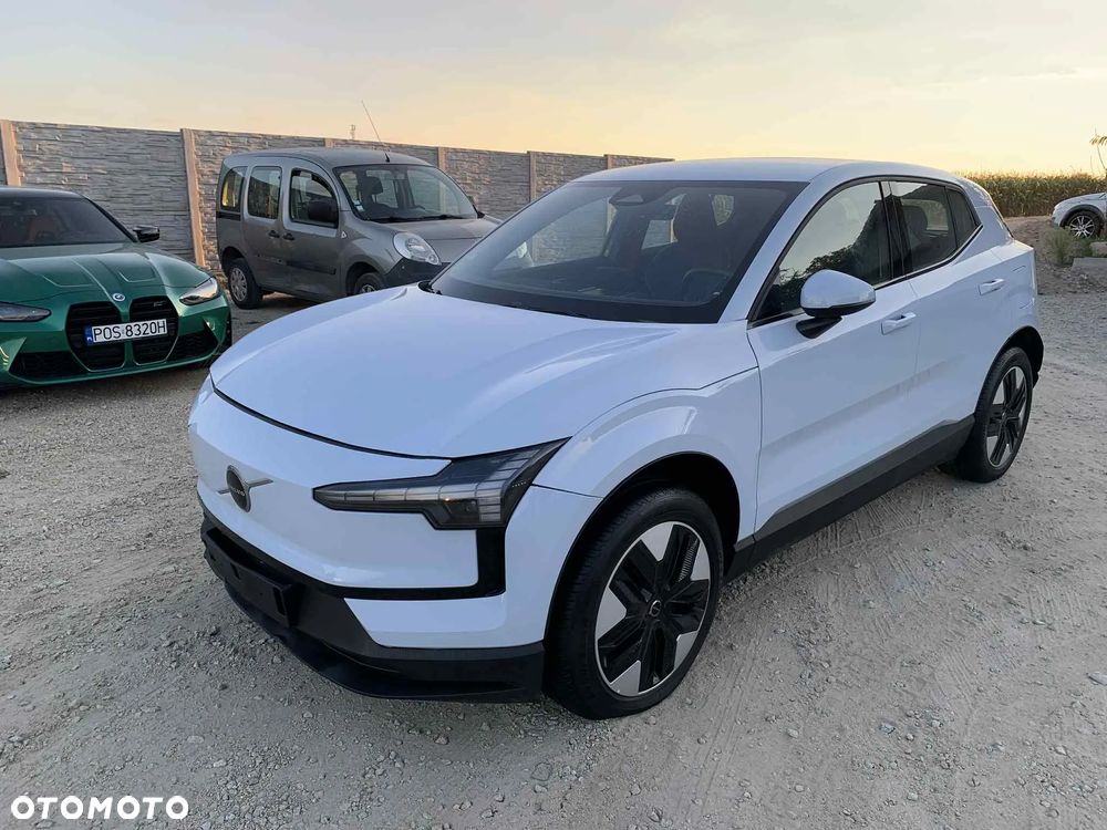 Volvo EX30 Single Motor RWD Plus - 2