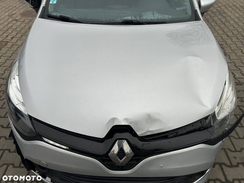 Renault Clio - 40