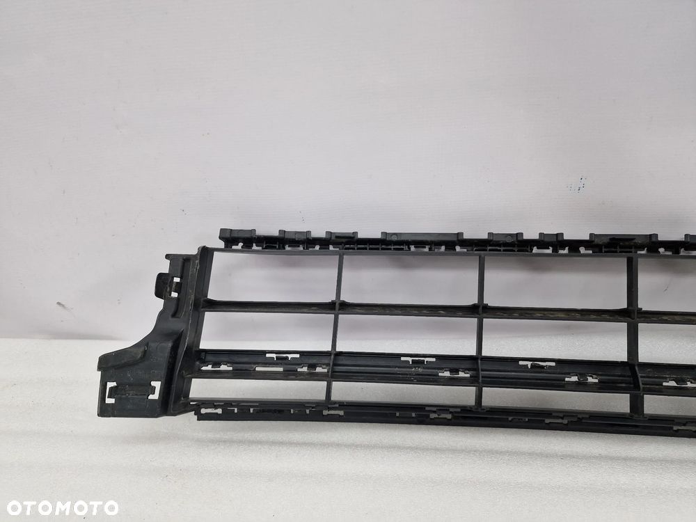 VW PASSAT B8 R-LINE / GTE LIFT 18- KRATKA ŚRODKOWA ZDERZAKA PRZEDNIEGO PRZÓD , NR 3G0853671AA / 3G0853677A / 3G0853671S / 3G0853677AG , NR AUKCJI KR149 - 7