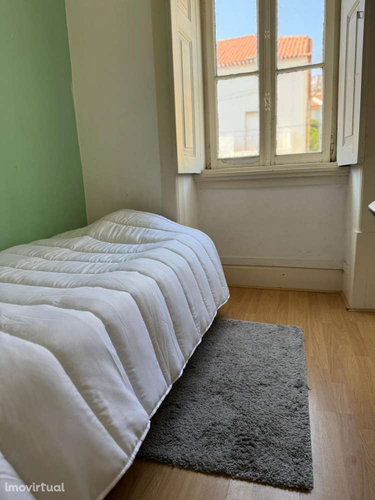 Quarto - localizado em  Coimbra - Grande imagem: 2/9