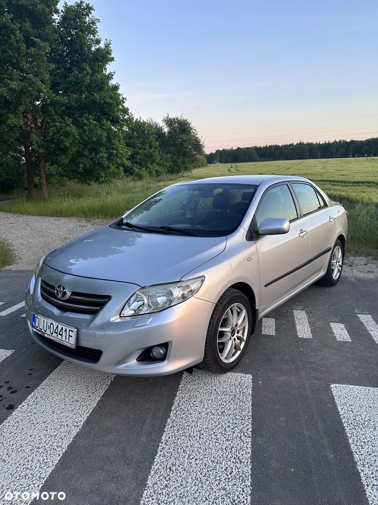 Toyota Corolla 1.6 VVT-i Sol Start - 4