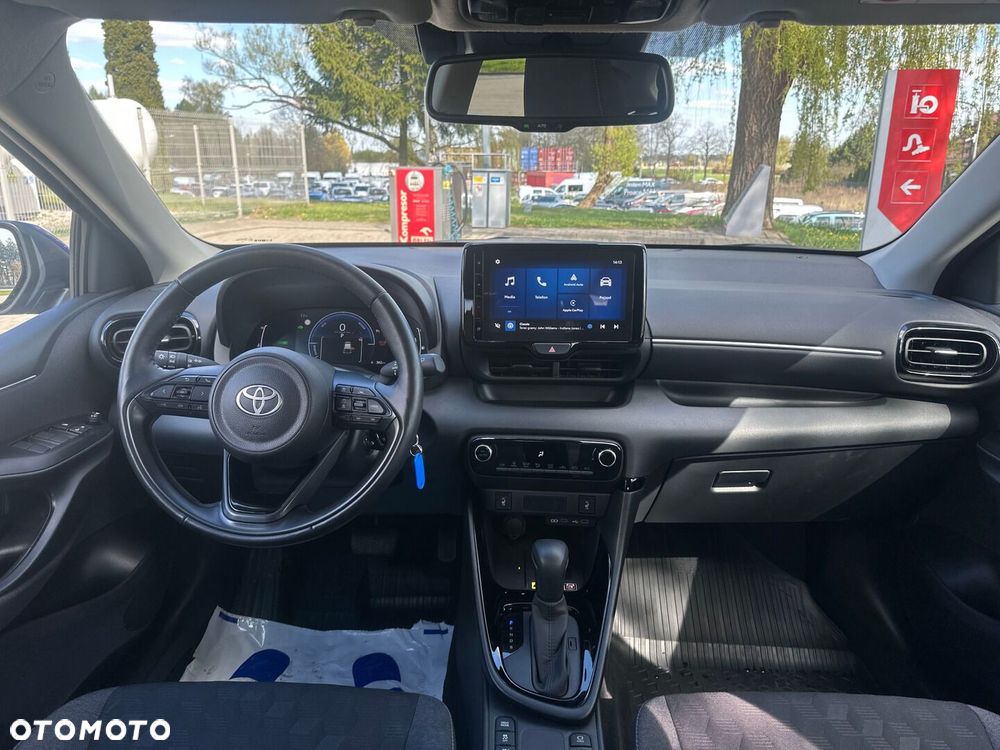 Toyota Yaris Hybrid 1.5 Style - 11