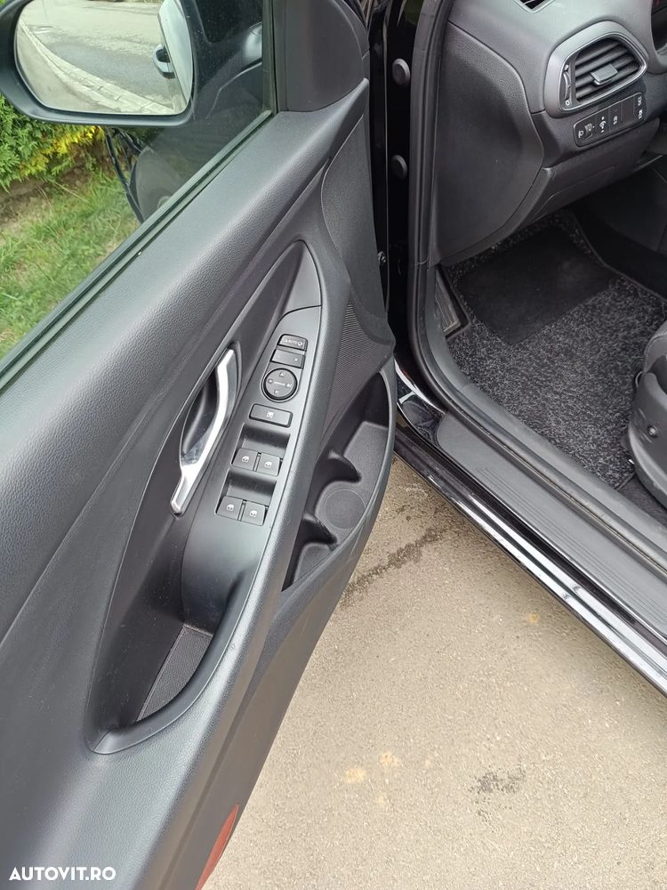 Hyundai i30 1.0 T-GDI N-Line - 8